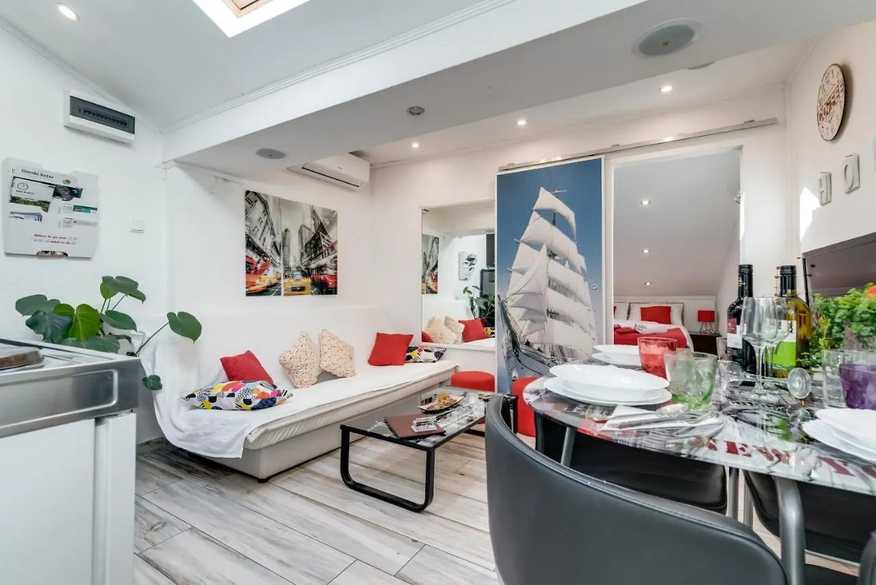 Antonia Apartment Bakar