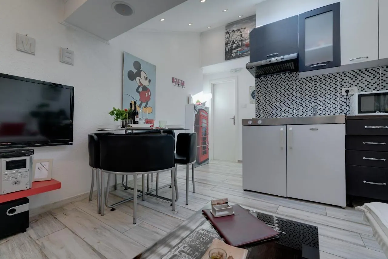 Antonia Apartment Bakar